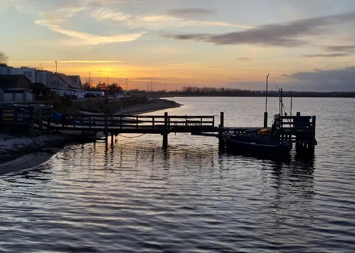 Lesna Przystan - Obok Gdyni I Aquaparku Reda Apartment *